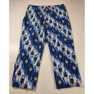 CHICO'S Ultimate Fit Side Zip Crop Ankle Pant

Size 2 (L) ^